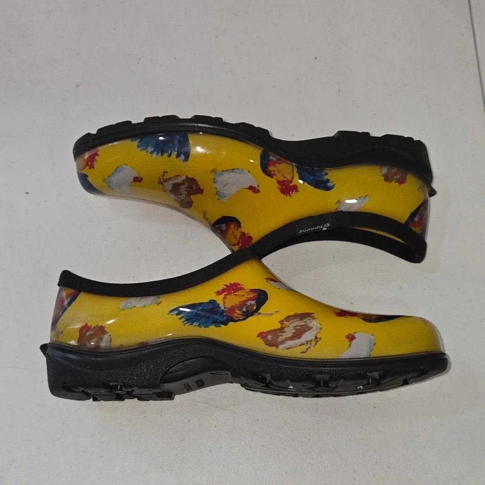 Sloggers Womens 8 Yellow Chicken Print Waterproof Rain Garden Shoes Made in USA